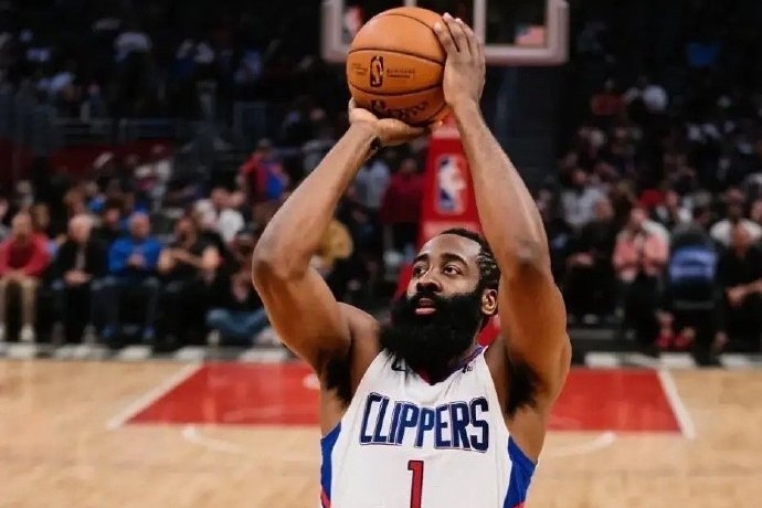 哈登拒绝执行球员选项，与快船重签2年8150万美元新约